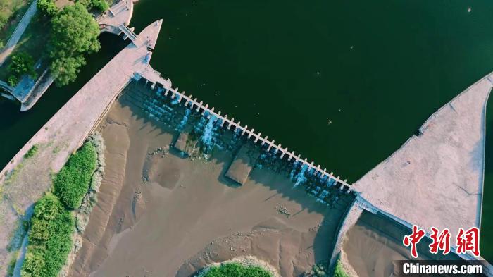 大型纪录片《木兰溪》节目画面,航拍木兰陂。 福建省广播影视集团卫视中心供图