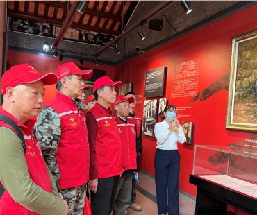 光明区退役军人事务局开展“赓续红色血脉 传承革命精神”主题党日活动