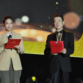 搜狐新闻：首届中国长三角(盐城大纵湖)微电影大赛颁奖盛典开幕