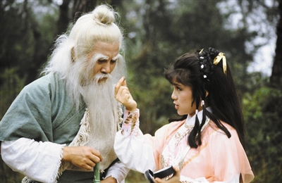 《射雕英雄传》中刘丹饰演的洪七公和翁美玲饰演的黄蓉在很多观众心里是无法超越的。