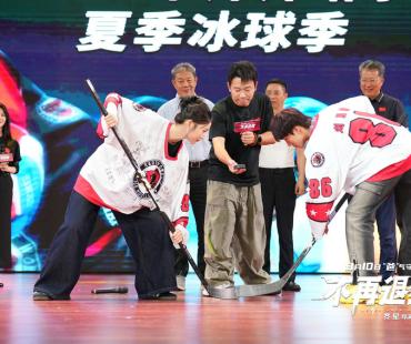 潘斌龙等主演励志电影《不再退缩》齐齐哈尔首映