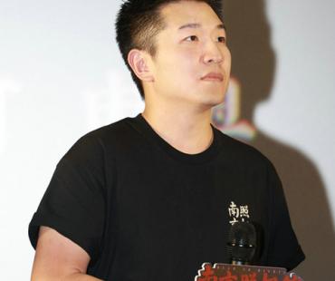 《南京照相馆》路演走过重庆青岛西安 闫妮感动落泪送好评